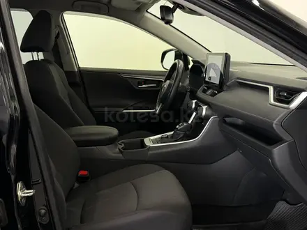 Toyota RAV4 Prestige+ 2022 года за 15 900 000 тг. в Астана – фото 6