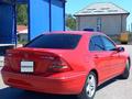 Mercedes-Benz C 200 2002 годаfor3 000 000 тг. в Алматы – фото 2