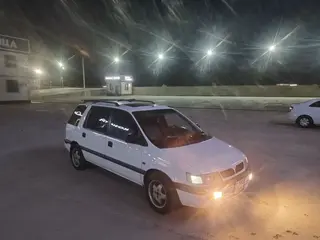 Mitsubishi Space Wagon