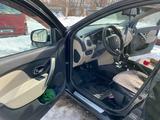 Renault Logan 2015 года за 4 200 000 тг. в Уральск – фото 4