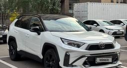 Toyota RAV4 2021 года за 16 300 000 тг. в Кокшетау – фото 2