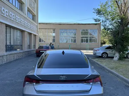 Hyundai Elantra 2021 года за 11 300 000 тг. в Кентау – фото 2