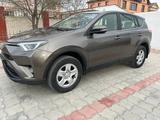 Toyota RAV4 2015 года за 10 500 000 тг. в Актау – фото 4