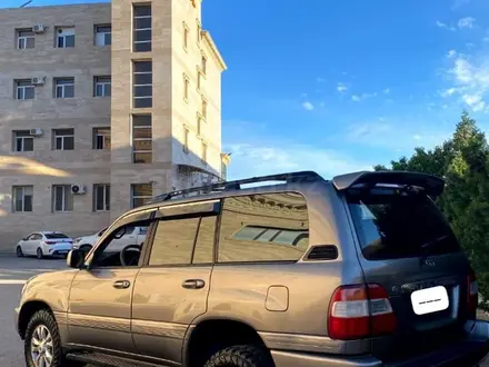 Toyota Land Cruiser 2002 года за 8 000 000 тг. в Актау – фото 2