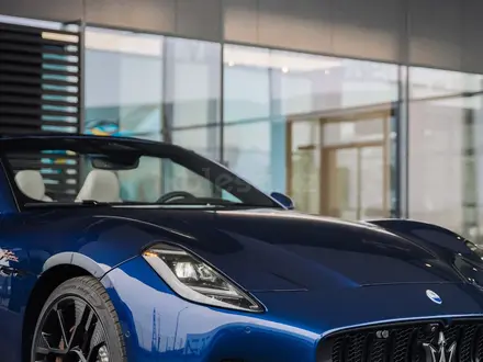 Maserati GranCabrio Folgore 2024 года за 125 000 000 тг. в Алматы – фото 3