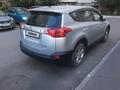 Toyota RAV4 2013 годаүшін9 300 000 тг. в Астана – фото 3