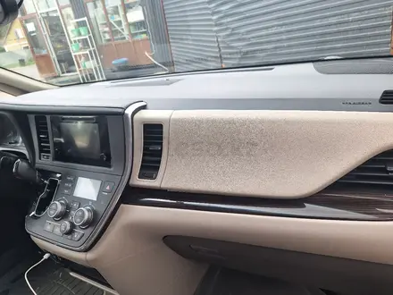 Toyota Sienna 2016 года за 13 500 000 тг. в Алматы – фото 6