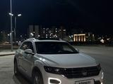 Volkswagen T-Roc 2020 года за 9 000 000 тг. в Астана