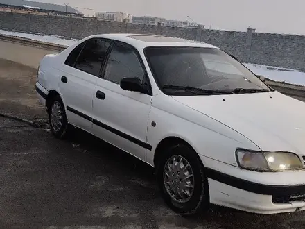 Toyota Carina 1994 года за 1 500 000 тг. в Алматы – фото 3