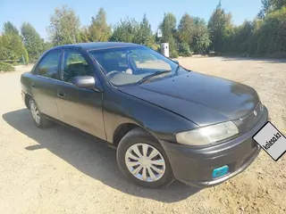 Mazda 323