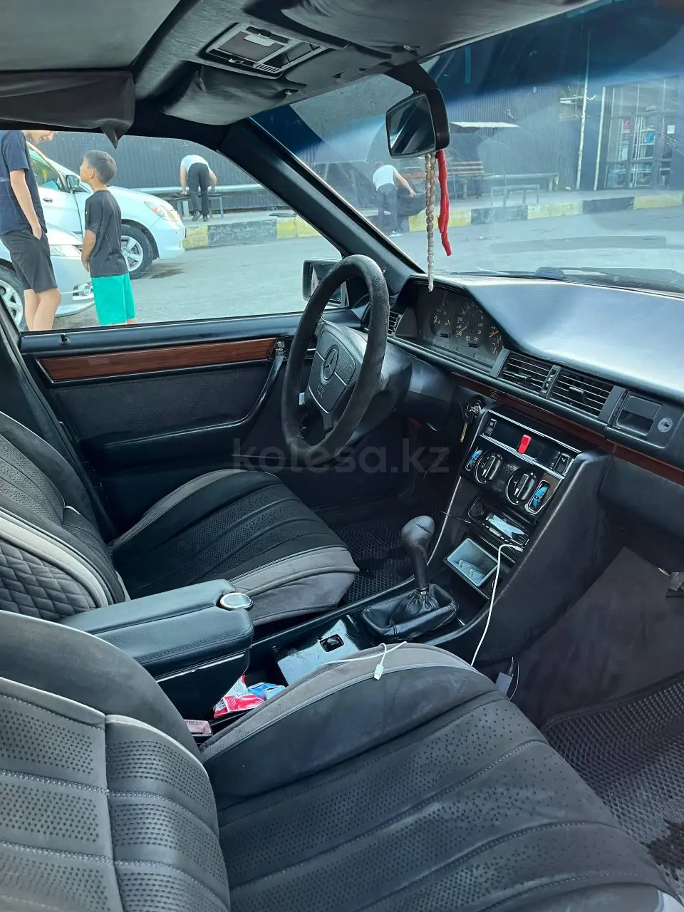 Mercedes-Benz E-Class, 1994