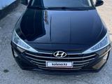 Hyundai Elantra 2018 года за 5 800 000 тг. в Актау