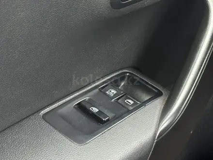 Volkswagen Polo 2012 года за 3 200 000 тг. в Уральск – фото 15