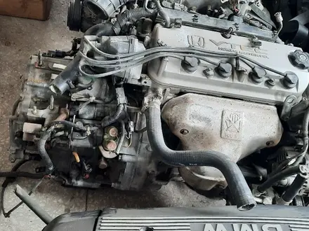 Двигатель акпп на хонду одессей 2.3 F2.3 odyssey за 340 000 тг. в Караганда – фото 4