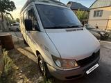 Mercedes-Benz Sprinter 2001 годаүшін6 000 000 тг. в Шымкент