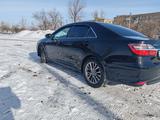 Toyota Camry 2015 года за 10 800 000 тг. в Караганда – фото 2