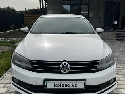 Volkswagen Jetta 2015 года за 4 700 000 тг. в Алматы – фото 2