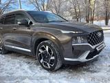 Hyundai Santa Fe 2022 года за 15 200 000 тг. в Караганда – фото 2