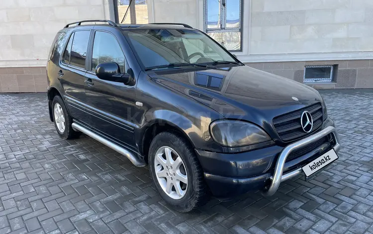 Mercedes-Benz ML 430 2000 годаүшін3 700 000 тг. в Атырау