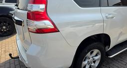 Toyota Land Cruiser Prado 2015 года за 18 950 000 тг. в Алматы – фото 4