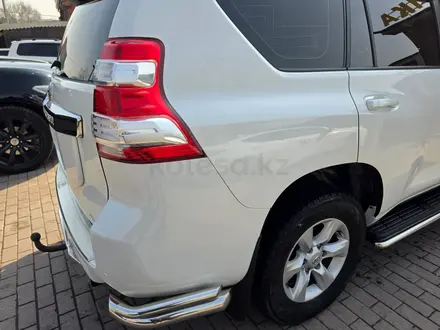 Toyota Land Cruiser Prado 2015 года за 18 950 000 тг. в Алматы – фото 4