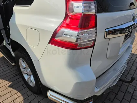 Toyota Land Cruiser Prado 2015 года за 18 950 000 тг. в Алматы – фото 3