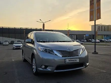 Toyota Sienna 2015 года за 15 000 000 тг. в Кызылорда