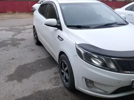 Kia Rio 2014 года за 4 200 000 тг. в Актобе – фото 2