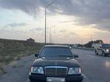 Mercedes-Benz E 200 1993 годаfor1 500 000 тг. в Шымкент