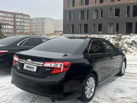Toyota Camry 2014 года за 6 500 000 тг. в Актобе – фото 7