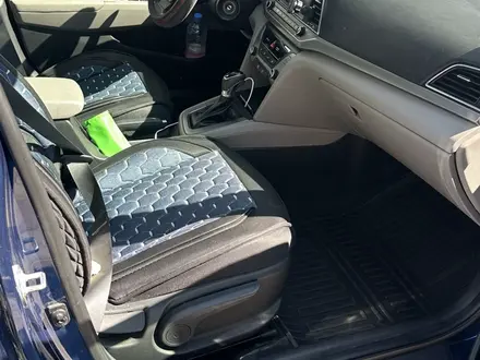 Hyundai Elantra 2018 года за 6 200 000 тг. в Алматы – фото 10
