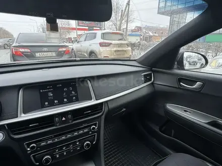 Kia K5 2020 года за 10 000 000 тг. в Уральск – фото 25