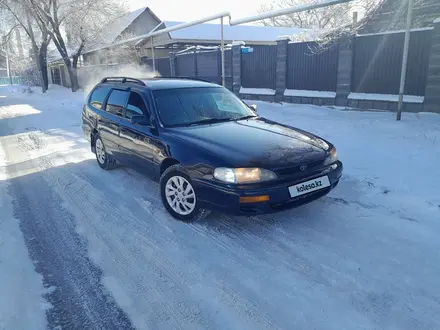 Toyota Scepter 1995 года за 1 580 000 тг. в Алматы – фото 2