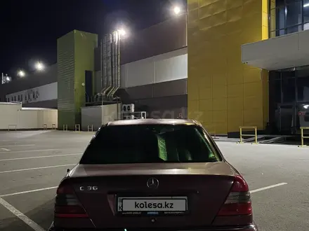 Mercedes-Benz C 180 1993 года за 1 500 000 тг. в Караганда – фото 7