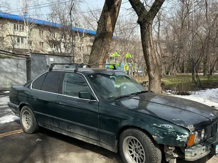 BMW 520 1991 года за 1 000 000 тг. в Алматы – фото 3