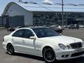 Mercedes-Benz E 320 2002 года за 5 300 000 тг. в Шымкент – фото 2