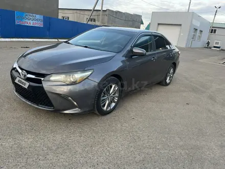 Toyota Camry 2015 года за 5 200 000 тг. в Уральск – фото 4
