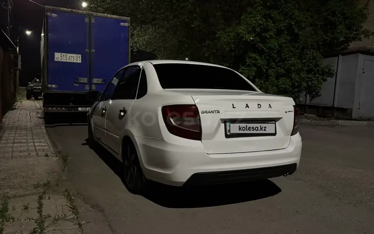 ВАЗ (Lada) Granta 2190 2019 года за 2 900 000 тг. в Астана