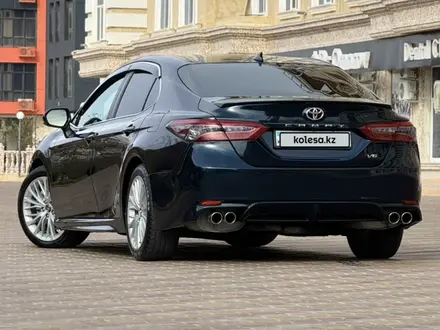 Toyota Camry 2019 года за 12 500 000 тг. в Актау – фото 4