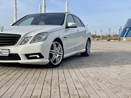 Mercedes-Benz E 300 2011 года за 10 800 000 тг. в Астана – фото 4