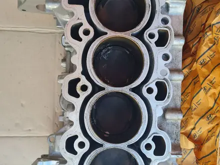 Блок двигателя в сборе б/у Hyundai 2.O за 200 000 тг. в Алматы – фото 3