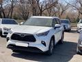 Toyota Highlander 2022 года за 35 000 000 тг. в Алматы