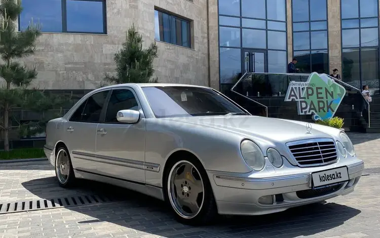 Mercedes-Benz E 500 1999 года за 7 200 000 тг. в Шымкент
