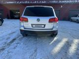 Volkswagen Touareg 2006 годаүшін3 500 000 тг. в Алматы – фото 4