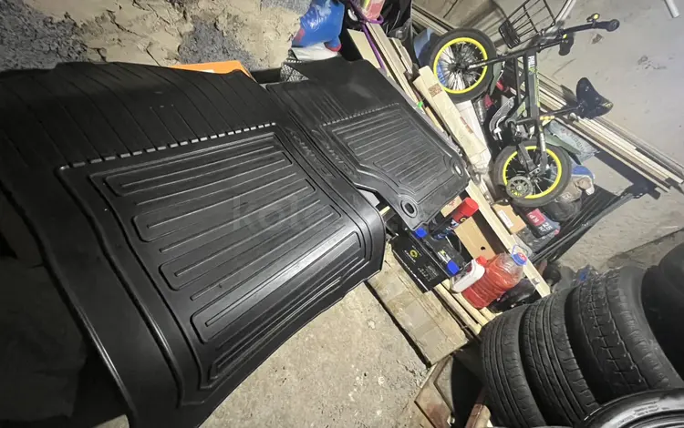 Полики Camry 50-55үшін30 000 тг. в Караганда