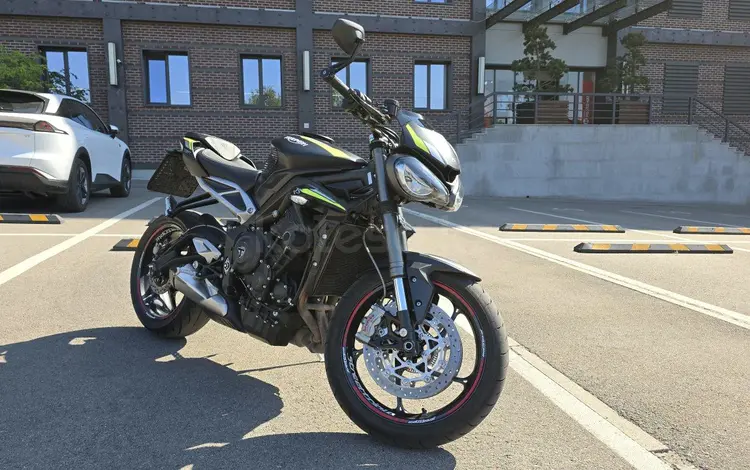 Triumph  Street Triple 2020 года за 4 200 000 тг. в Алматы