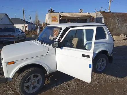 ВАЗ (Lada) Lada 2121 2015 года за 2 000 000 тг. в Тараз – фото 4