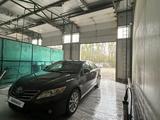 Toyota Camry 2009 года за 3 800 000 тг. в Актобе – фото 2