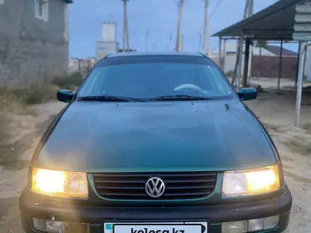 Volkswagen Passat 1995 года за 2 000 000 тг. в Жанаозен – фото 6