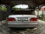 Mercedes-Benz E 230 1995 года за 3 000 000 тг. в Алматы – фото 5